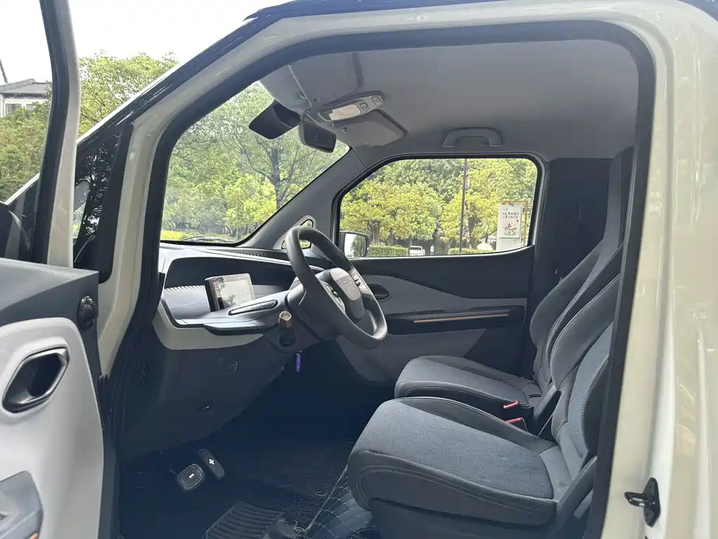 Nano EV 2021 model for fun купить на сайте DeffCars