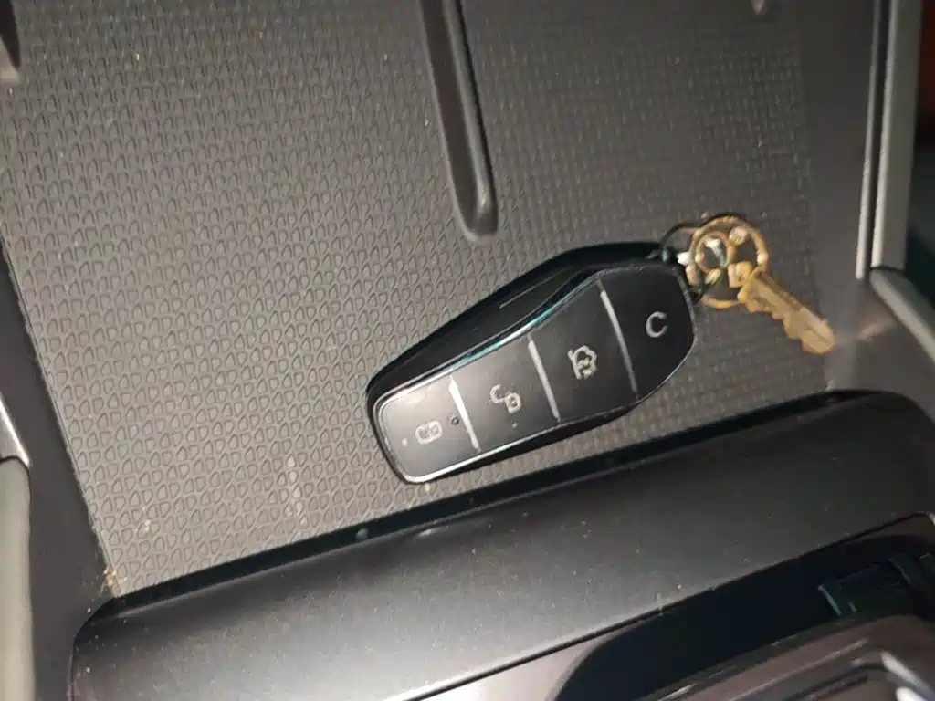Qin L 2024 DM-i 80KM leading model купить на сайте DeffCars