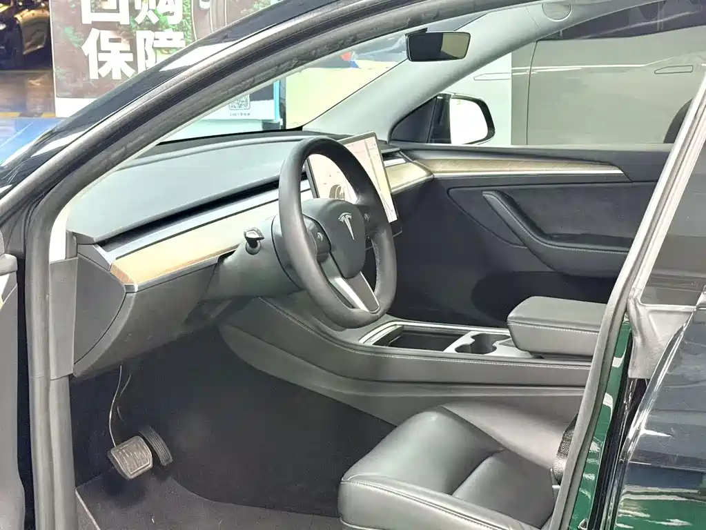 Model Y 2021 long-range all-wheel drive version купить на сайте DeffCars
