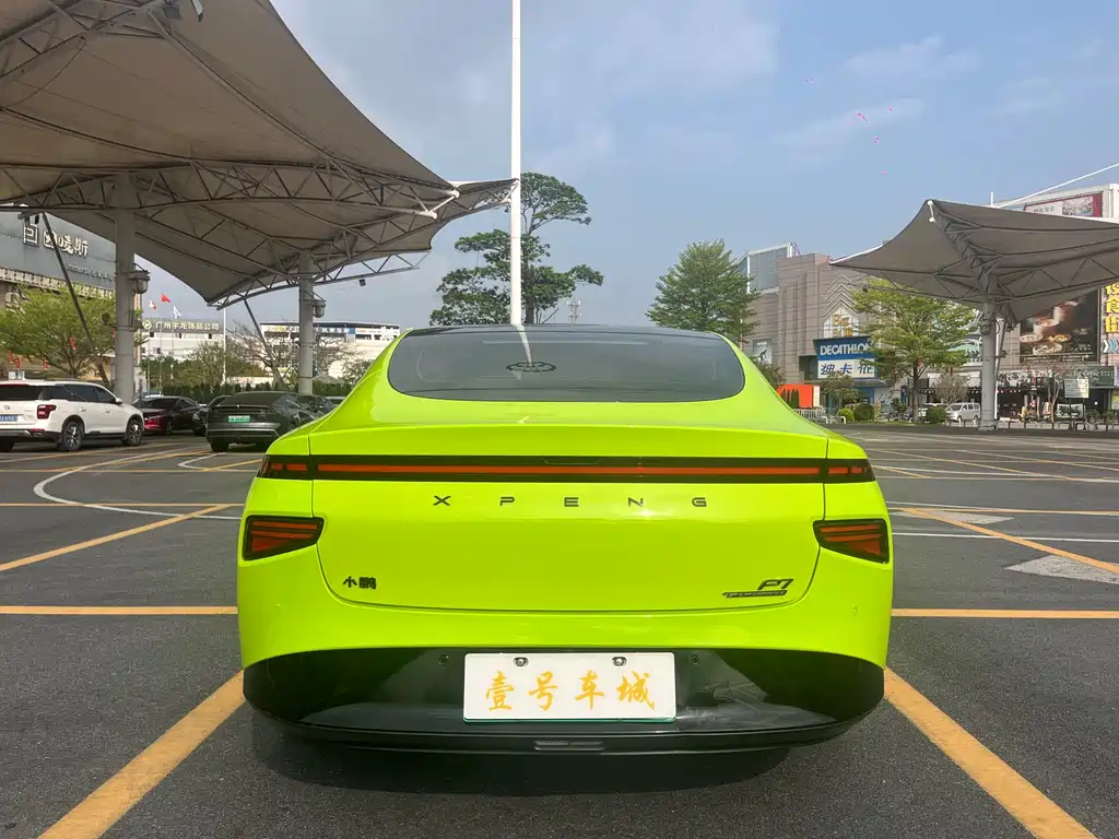 Xpeng P7 2021 562E Pengyi Performance Edition купить на сайте DeffCars