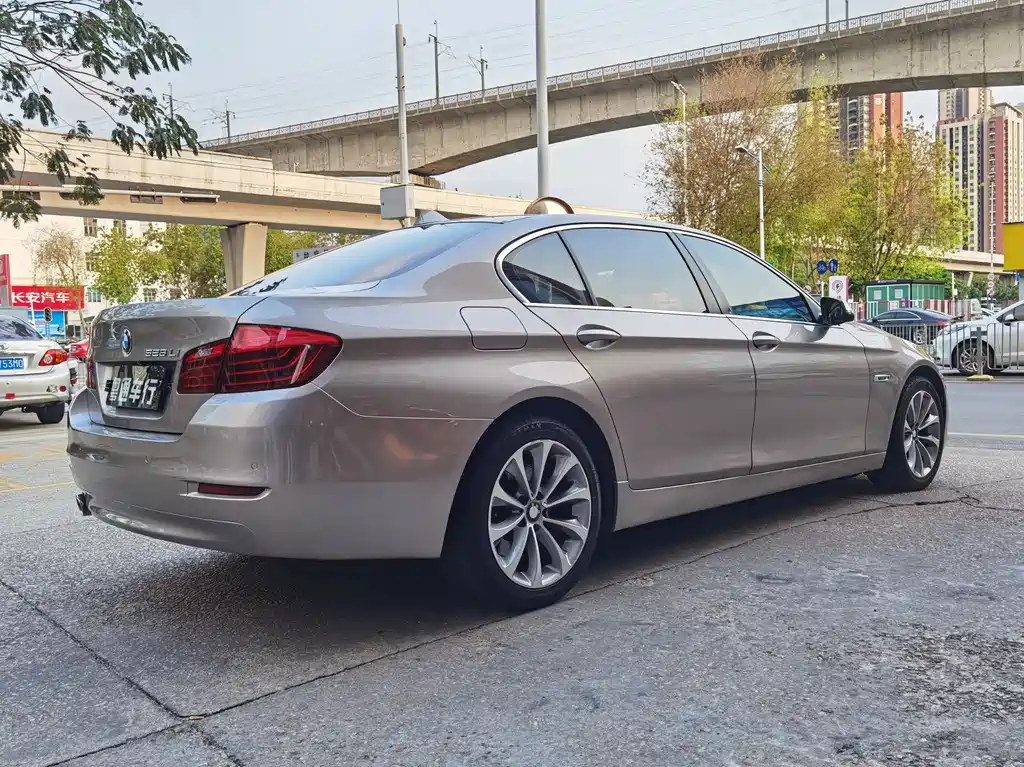 BMW 5 Series 2014 528Li Luxury Design Package купить на сайте DeffCars