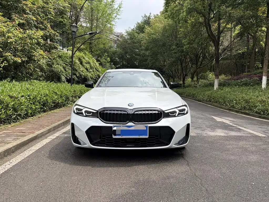 BMW 3 Series 2025 330i M Sports Night Package купить на сайте DeffCars