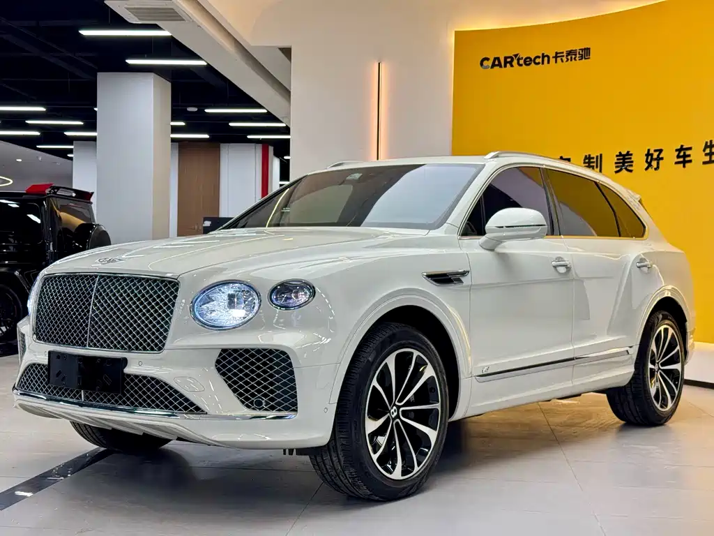 Bentayga 2022 4.0T V8 купить на сайте DeffCars