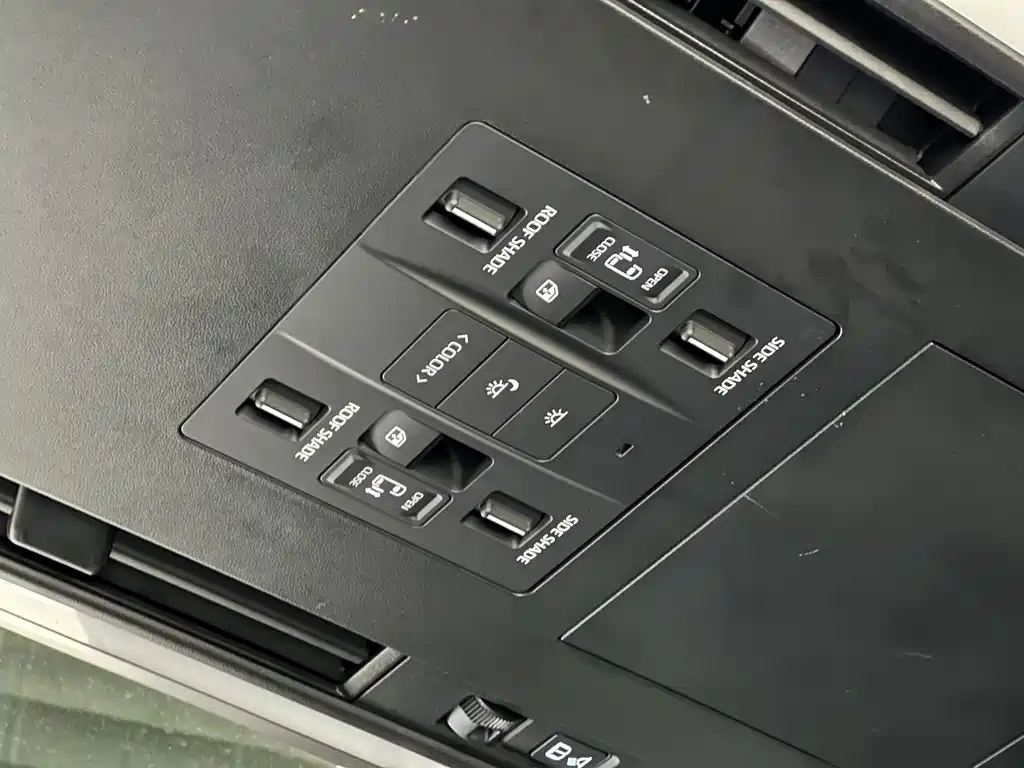Wilfa 2024 Crown Dual Engine 2.5L Supreme Executive Edition купить на сайте DeffCars
