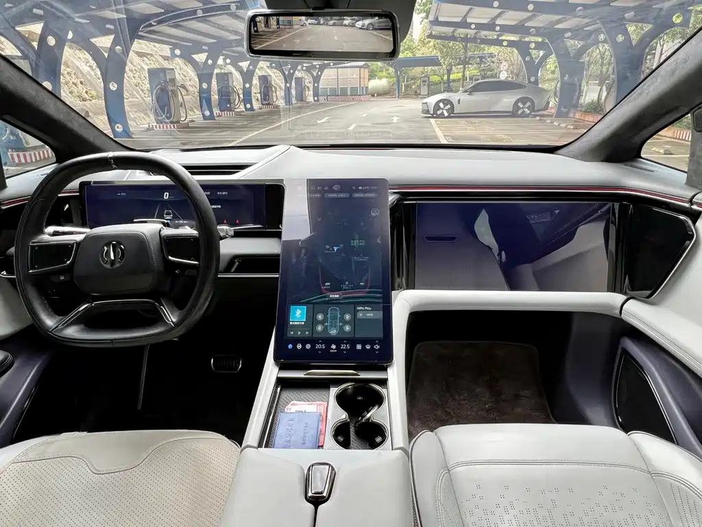Gaohe HiPhi X 2021 flagship version 6 seats купить на сайте DeffCars