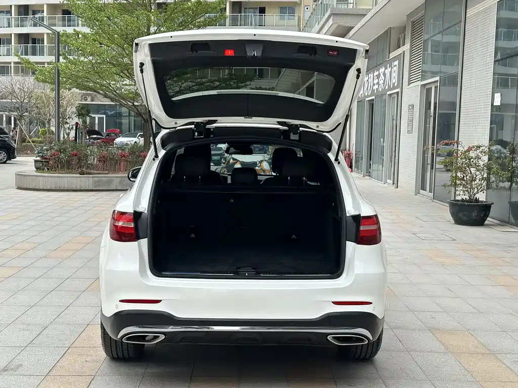 Mercedes-Benz GLC 2018 facelift GLC 260 4MATIC luxury model купить на сайте DeffCars