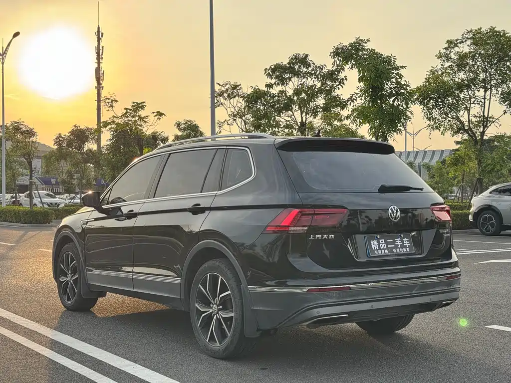 Tiguan L 2018 330TSI automatic two-wheel drive flagship version купить на сайте DeffCars