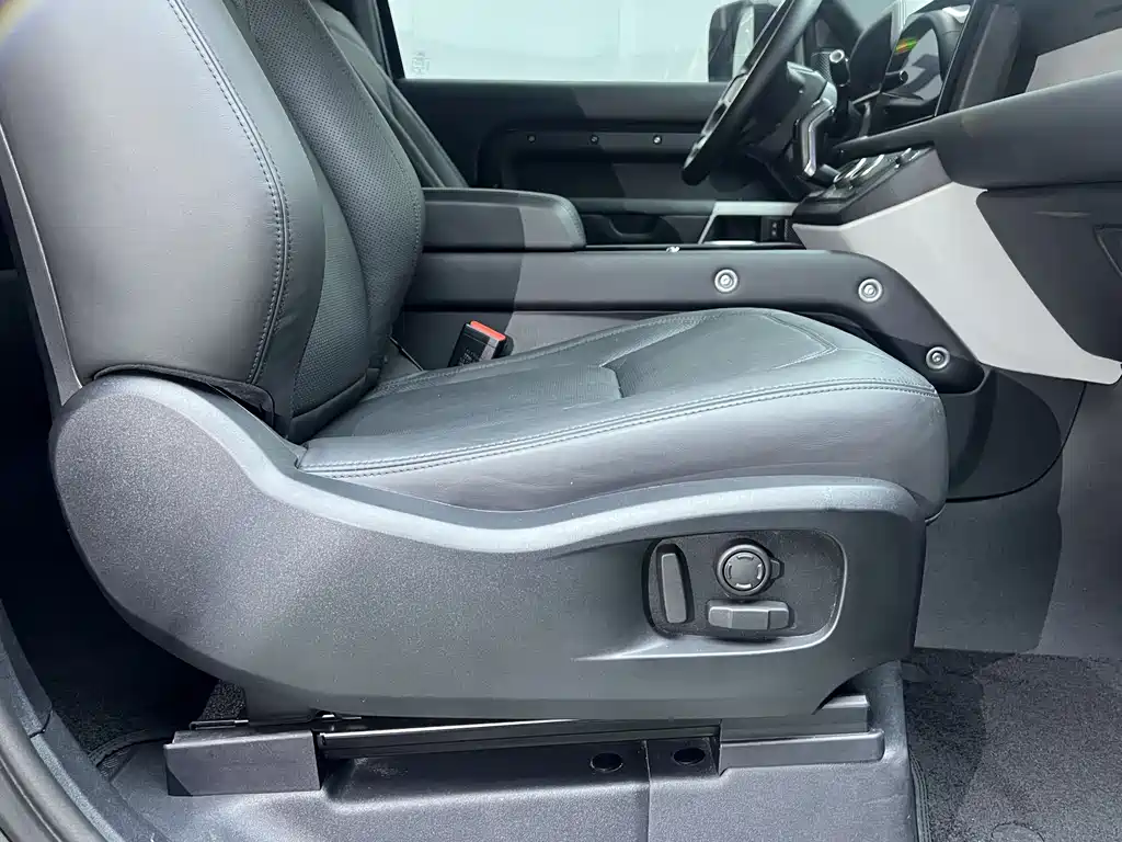Land Rover Defender 2023 facelift 90 3.0T P400 XS купить на сайте DeffCars