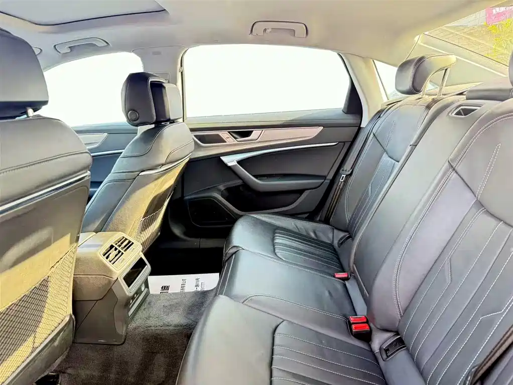 Audi A6L 2022 40 TFSI luxury and elegant model купить на сайте DeffCars