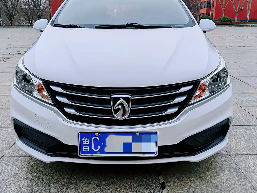 Baojun 310 2016 1.2L manual comfort model купить на сайте DeffCars