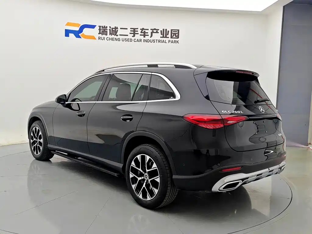Mercedes-Benz GLC 2023 facelift GLC 260 L 4MATIC dynamic 7-seater купить на сайте DeffCars