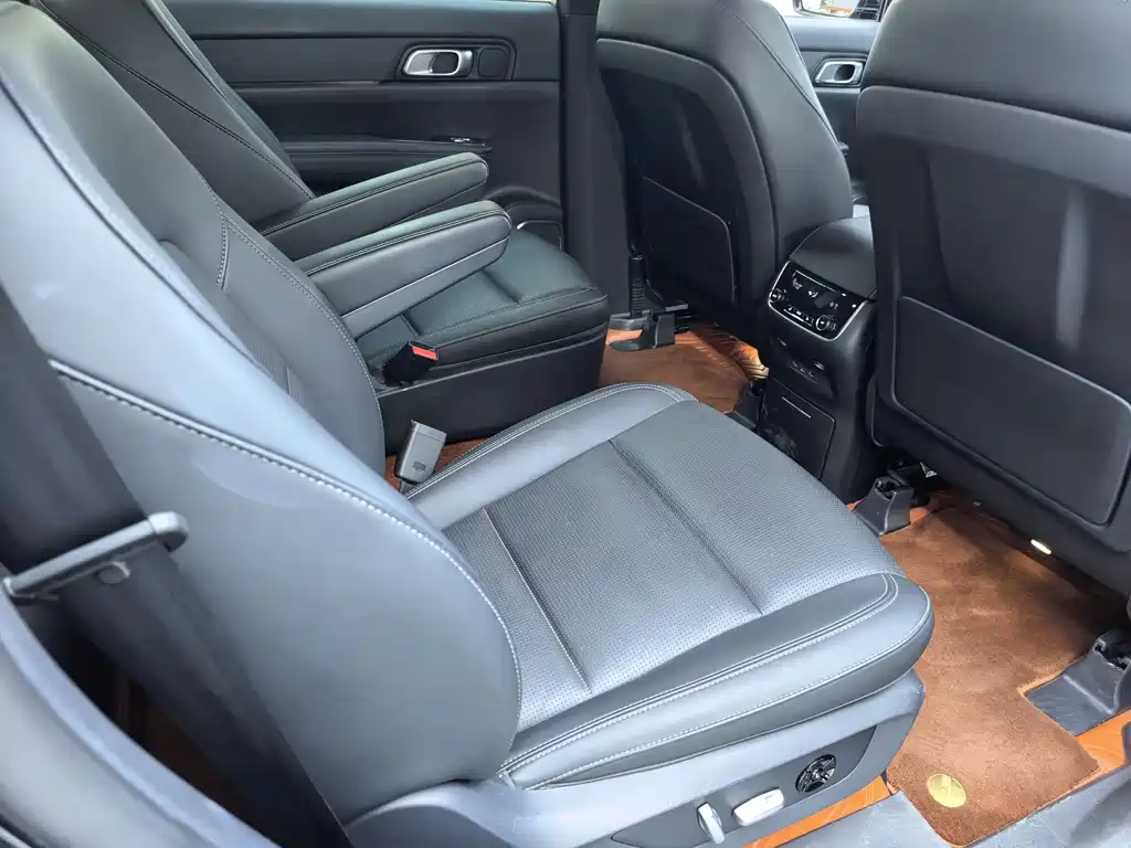Ideal ONE 2021 extended range 6-seater version купить на сайте DeffCars