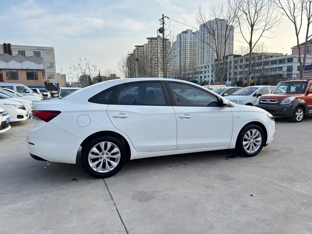 Yinglang 2021 model model 1.5L automatic elite model купить на сайте DeffCars