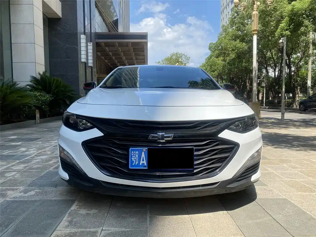 Malibu XL 2019 550T Automatic Sapphire Blue Limited Edition купить на сайте DeffCars