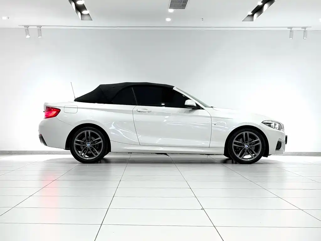 BMW 2 Series Imported 2018 225i Convertible Coupe M Sports купить на сайте DeffCars