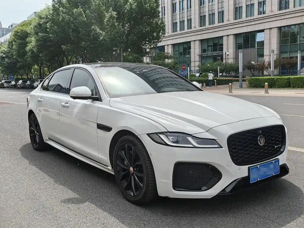 Jaguar XFL 2021 XFL 2.0T P250 four-wheel drive obsidian sports version купить на сайте DeffCars