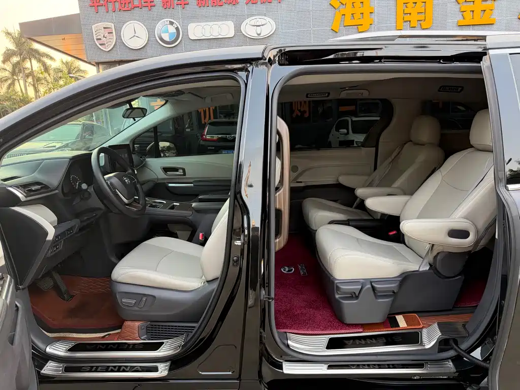 SIENNA 2023 2.5L Hybrid Comfort Edition купить на сайте DeffCars