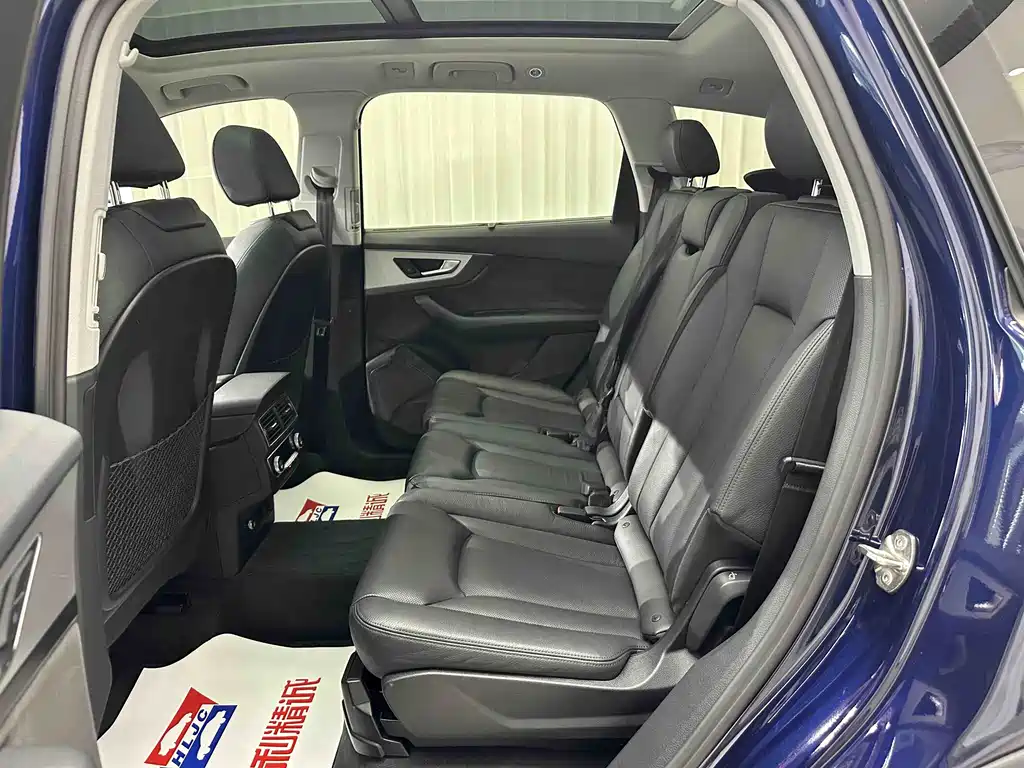 Audi Q7 2019 45 TFSI Comfort купить на сайте DeffCars