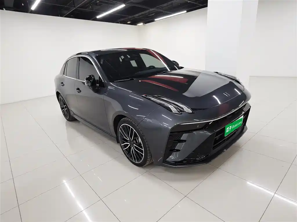 Lynk & Co 03 2025 2.0TD DCT Champion Edition Pro купить на сайте DeffCars