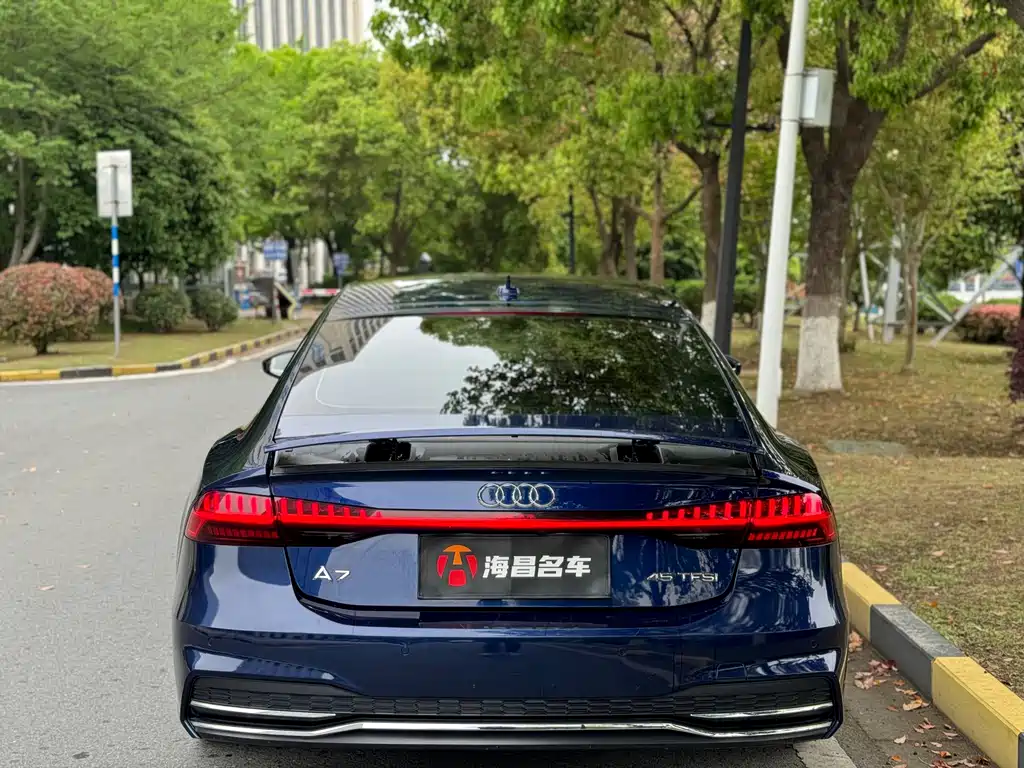 Audi A7 2020 45 TFSI Premium Selection купить на сайте DeffCars