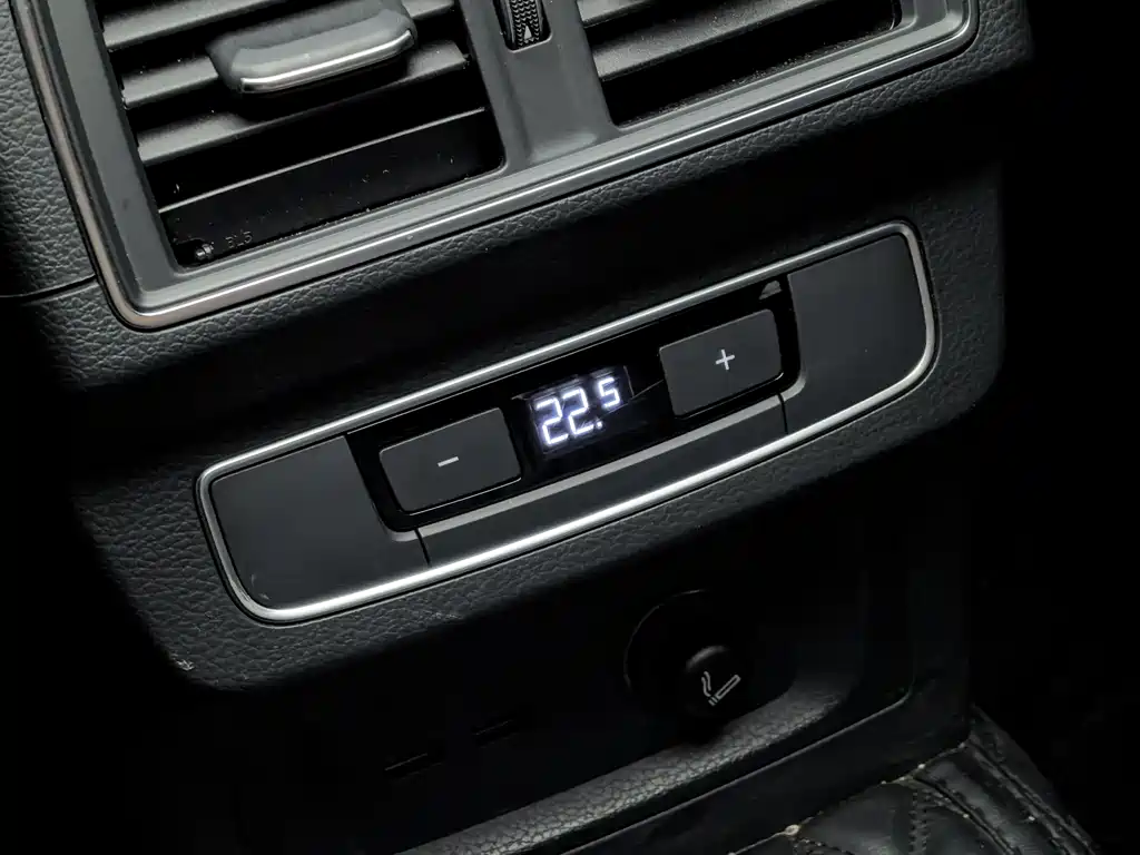 Audi Q5L Sportback 2022 facelift 40 TFSI luxury model купить на сайте DeffCars