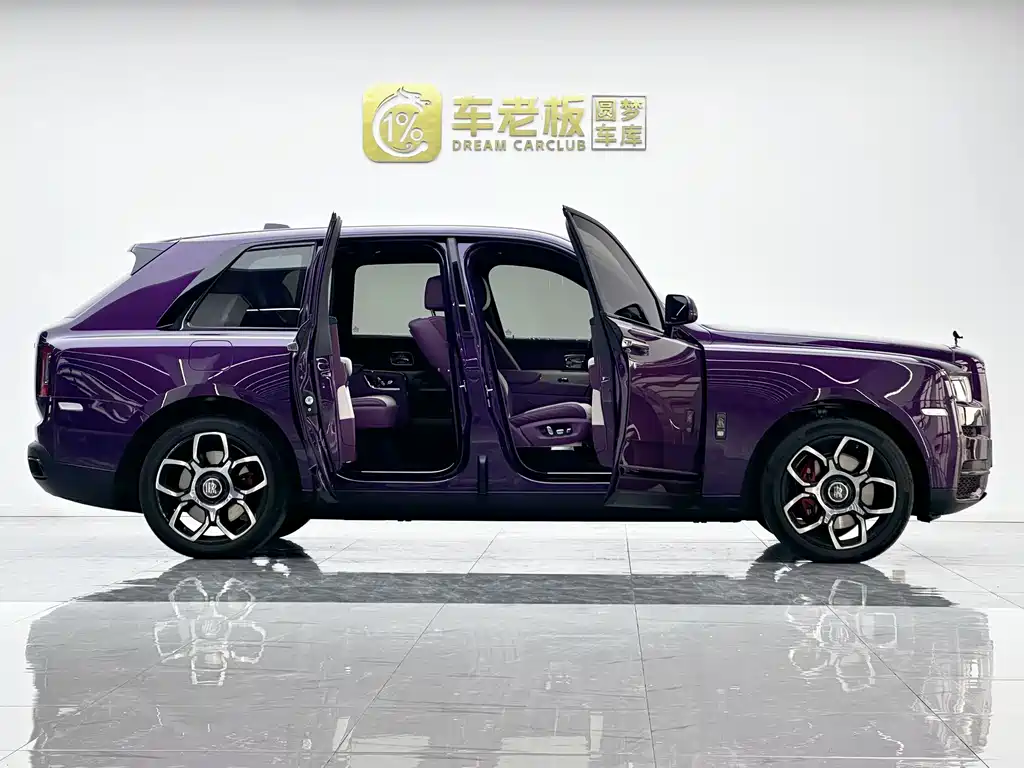 Cullinan 2020 Black Badge купить на сайте DeffCars