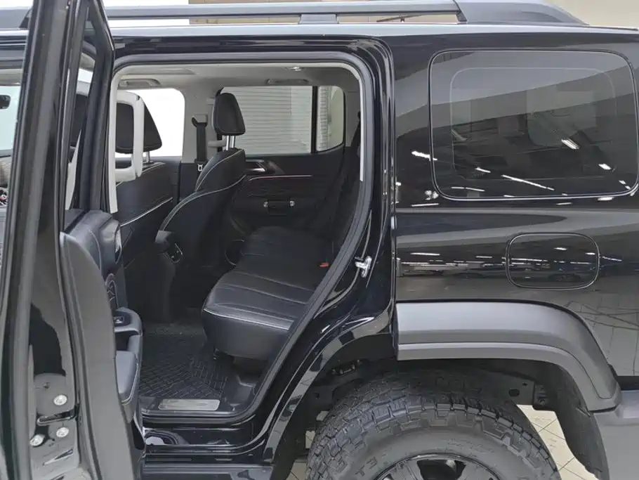 TANK 300 2023 off-road version 2.0T Conqueror купить на сайте DeffCars