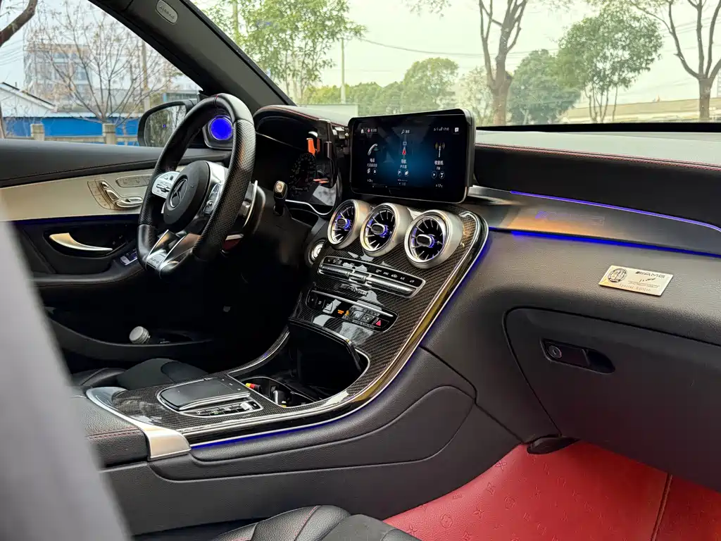 Mercedes-Benz GLC AMG 2022 AMG GLC 43 4MATIC купить на сайте DeffCars