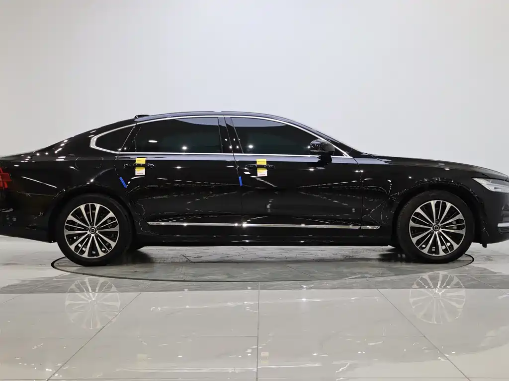 Volvo S90 2024 B5 Zhiyi Luxury Edition купить на сайте DeffCars