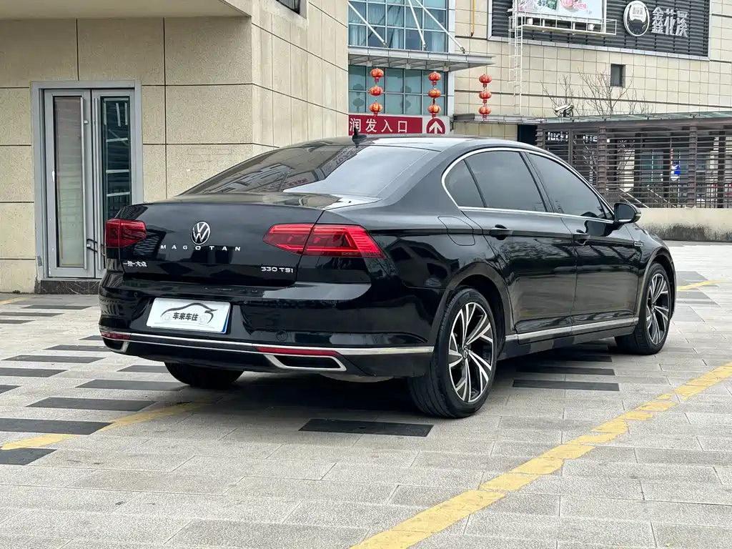 Magotan 2021 330TSI DSG 30th Anniversary Edition купить на сайте DeffCars