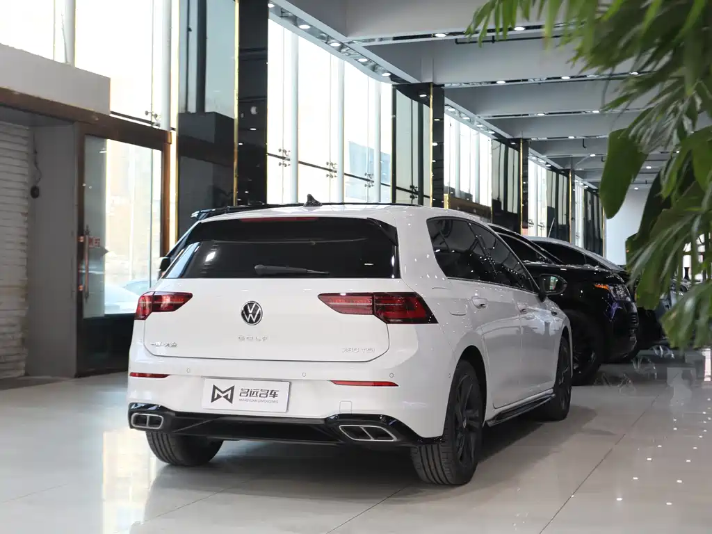 Golf 2023 280TSI DSG R-Line Lite купить на сайте DeffCars