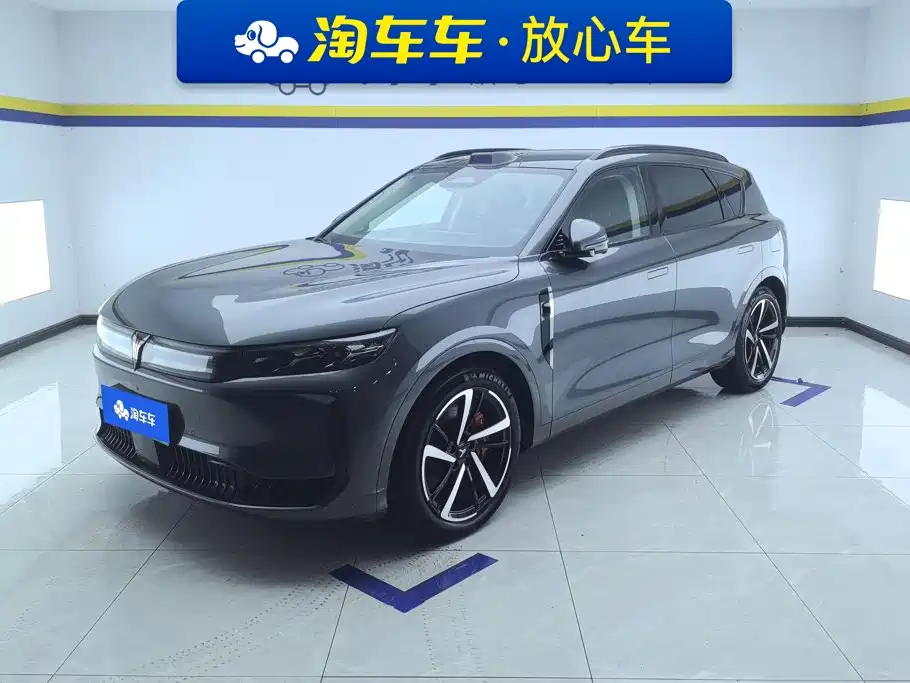 Lantu FREE 2025 FREE+ four-wheel drive Qiankun version купить на сайте DeffCars