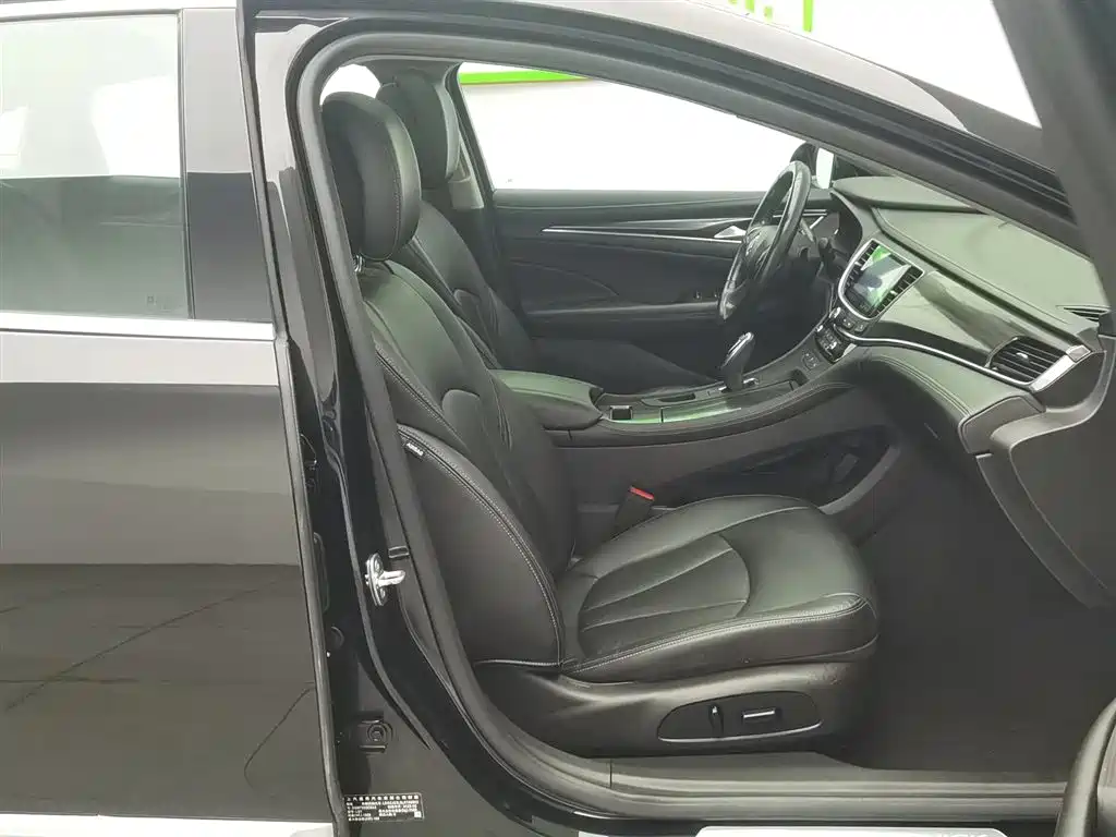 LaCrosse 2021 652T luxury model купить на сайте DeffCars