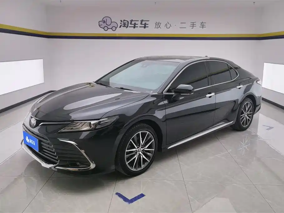 Camry 2023 2.5G Deluxe Edition купить на сайте DeffCars