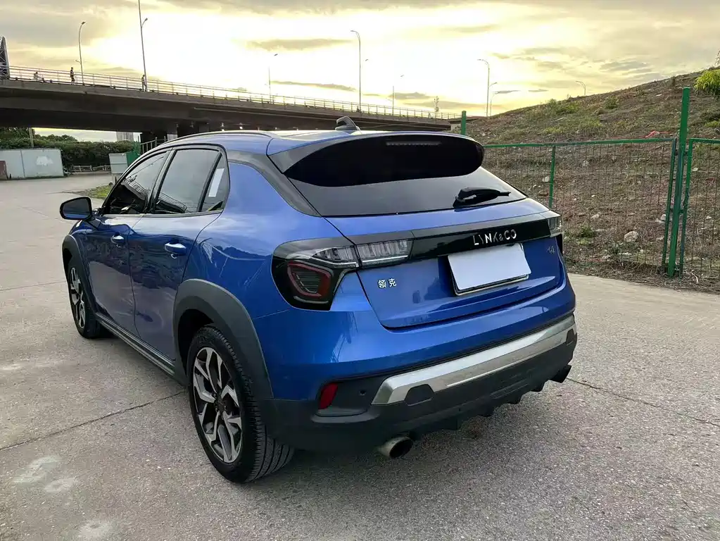 Lynk & Co 02 2018 1.5T DCT 2WD Pro Edition National V купить на сайте DeffCars