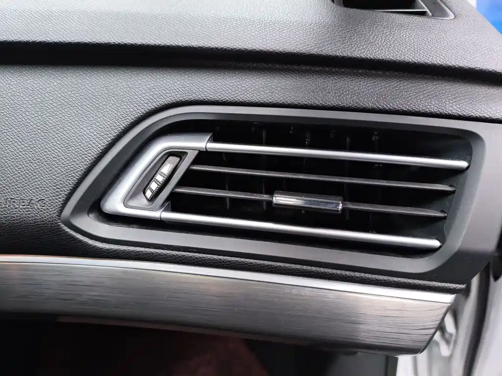 Peugeot 408 2018 350THP Automatic Deluxe Edition купить на сайте DeffCars