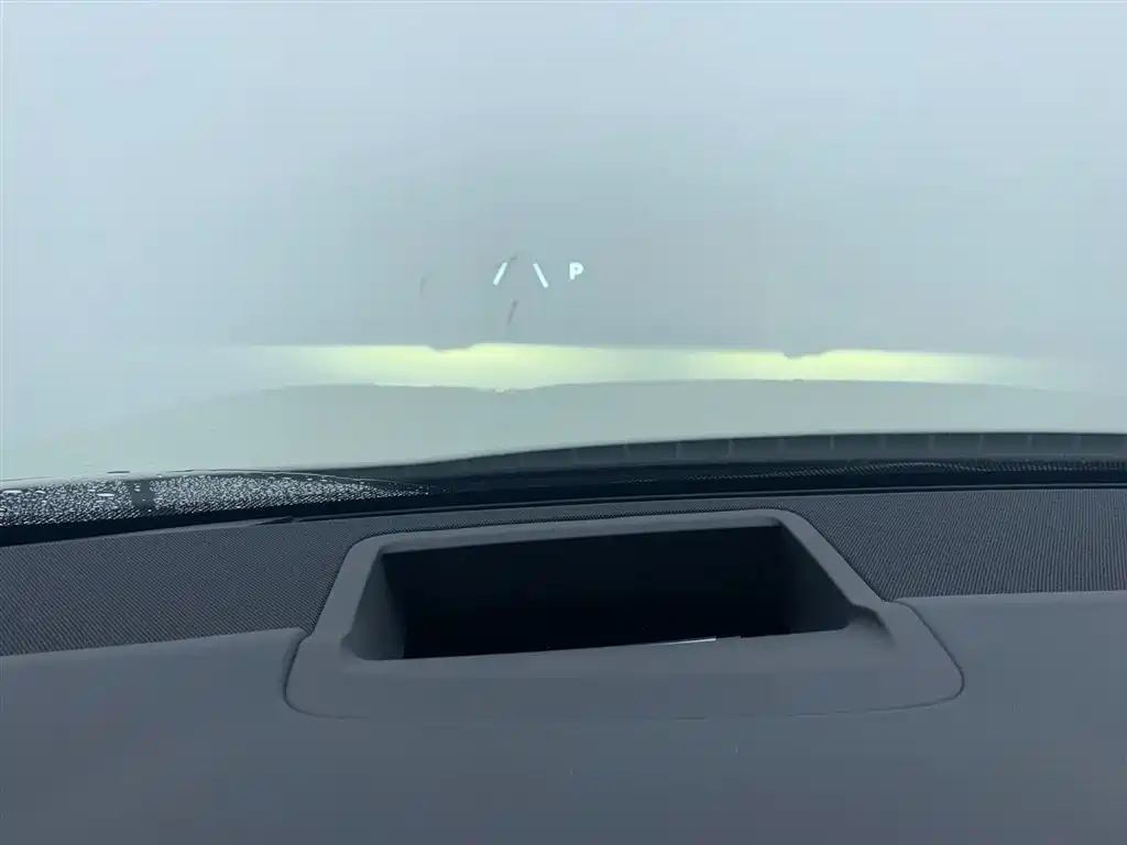 Wenjie M5 2025 extended range Ultra four-wheel drive version купить на сайте DeffCars