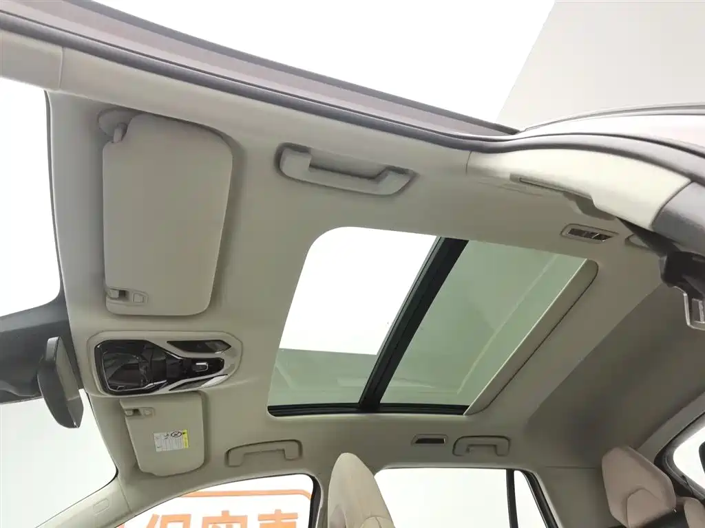 Lynk & Co 06 2021 1.5T Shero Pink Special Edition купить на сайте DeffCars