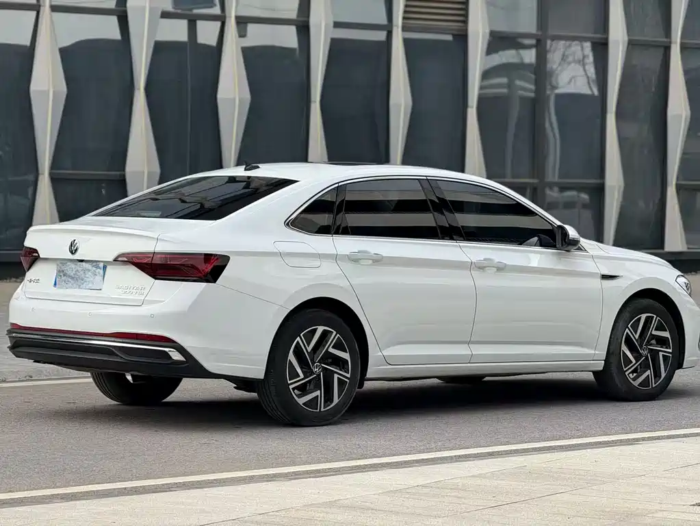 Sagitar 2025 facelift 300TSI DSG transcendent version купить на сайте DeffCars
