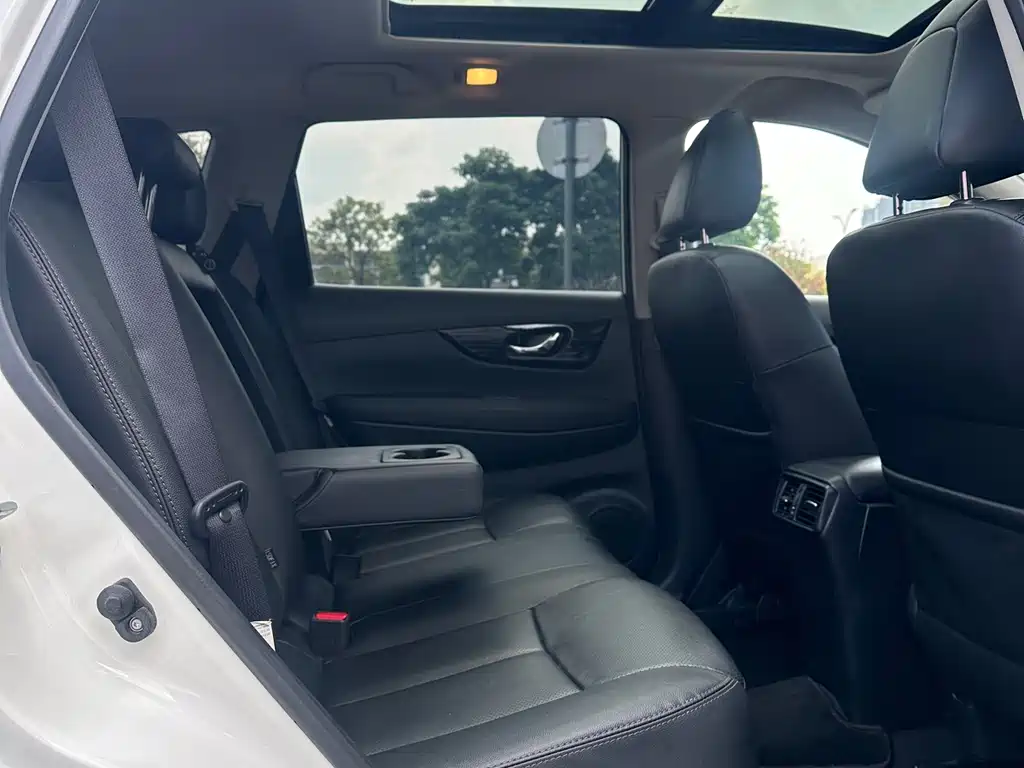 X-Trail 2020 2.0L XL Premium CVT 2WD Intelligent Premium Edition купить на сайте DeffCars