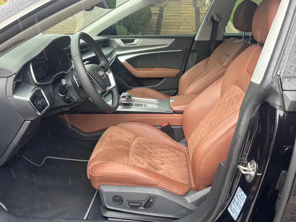 Audi A7L 2024 45 TFSI quattro luxury model купить на сайте DeffCars