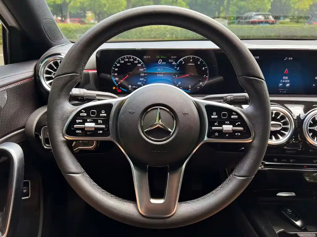 Mercedes-Benz A-Class 2023 A 200 L Fashion Model купить на сайте DeffCars