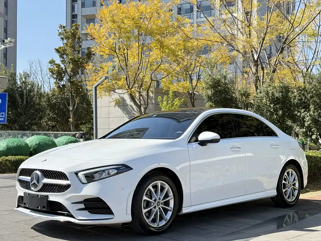 Mercedes-Benz A-Class 2021 A 200 L Sports Sedan Fashionable купить на сайте DeffCars