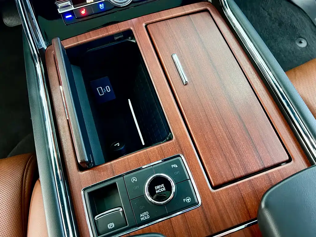 Navigator 2020 3.5T Honor Edition купить на сайте DeffCars