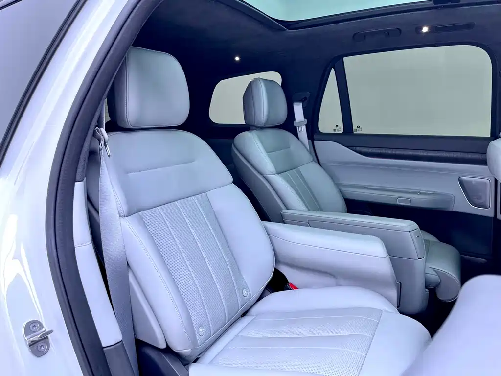 NIO ES8 2023 model 75kWh купить на сайте DeffCars