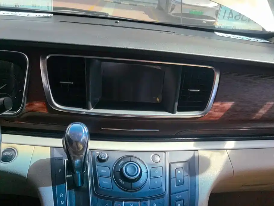 Buick GL8 2017 25S Premium Type National V купить на сайте DeffCars