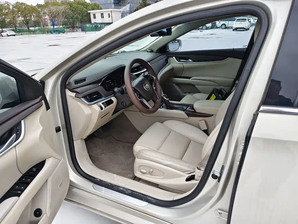 Cadillac XTS 2014 28T Comfort Model купить на сайте DeffCars