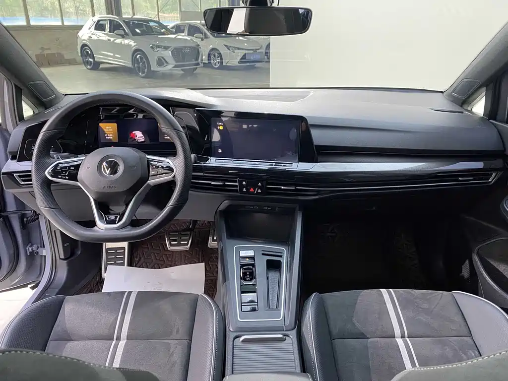 Golf 2023 280TSI DSG R-Line Lite купить на сайте DeffCars