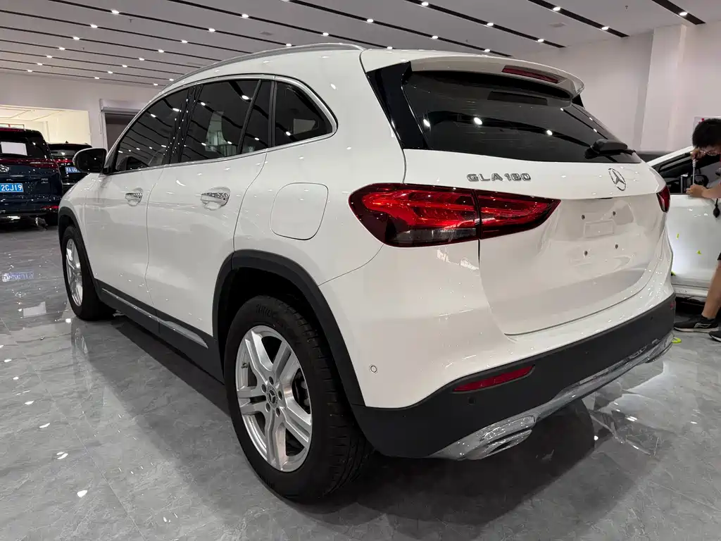 Mercedes GLA 2022 180 купить на сайте DeffCars