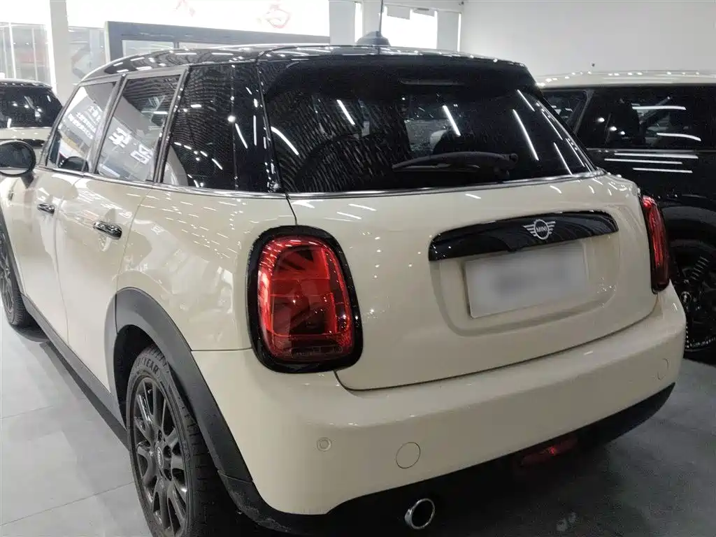 MINI 2018 1.5T COOPER Classic Five-Door Edition купить на сайте DeffCars